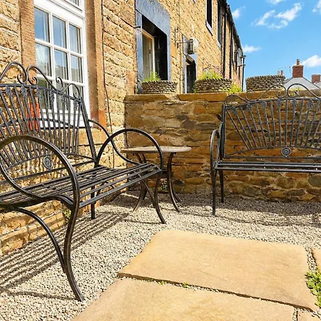 펜션 Hawthorn Cottage, Romantic Dog Friendly In 템플소워비